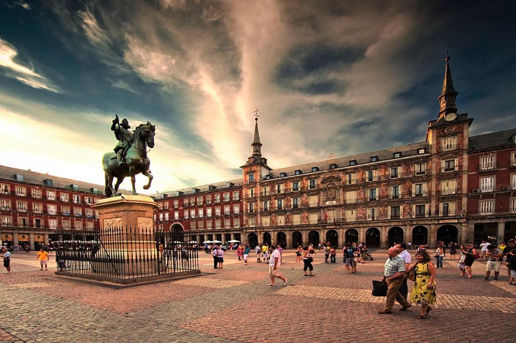 Fuencarral Barcelo Apartaments Parking Tph Madrid Eksteriør billede